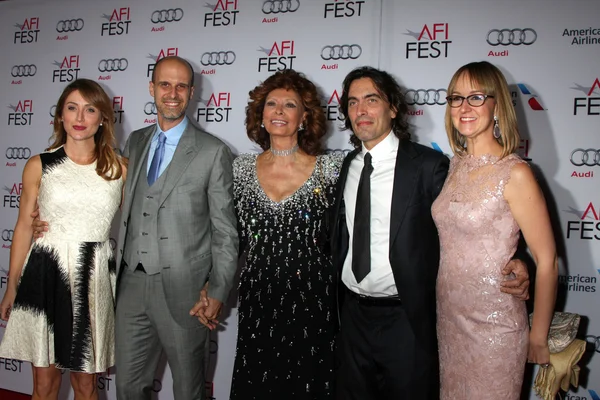 Sasha Alexander, Edoardo Ponti, Sophia Loren, Carlo Ponti, Andrea Meszaros Ponti — Stockfoto