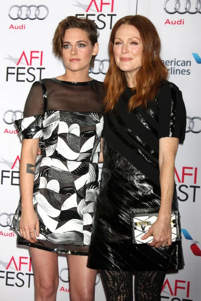 Julianne Moore, Kristen Stewart — Foto Stock