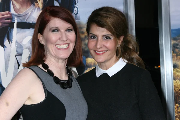 Kate Flannery, Nia Vardalos — Stock Photo, Image