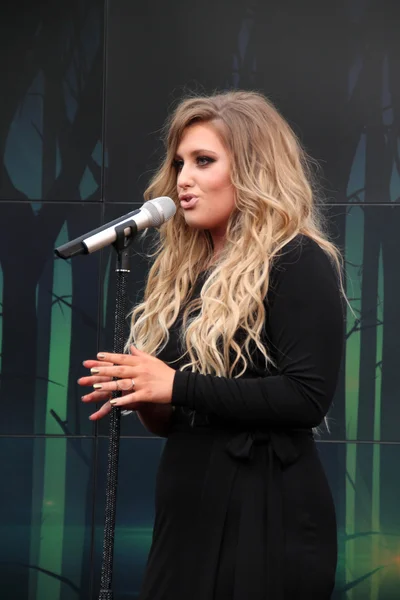 Ella Henderson — Stock Photo, Image