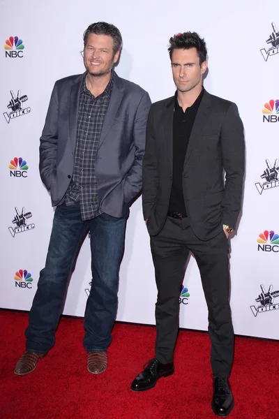 Blake Shelton, Adam Levine — Foto Stock