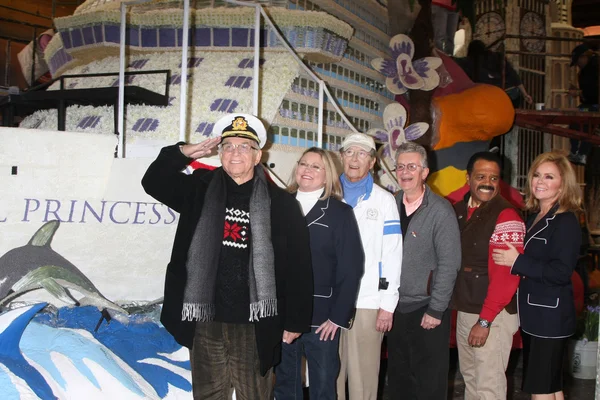 Gavin Macleod, Lauren Tewes, Bernie Kopell Fred Grandy, Ted Lange, Jill Whelan — Fotografia de Stock