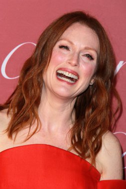 Julianne Moore