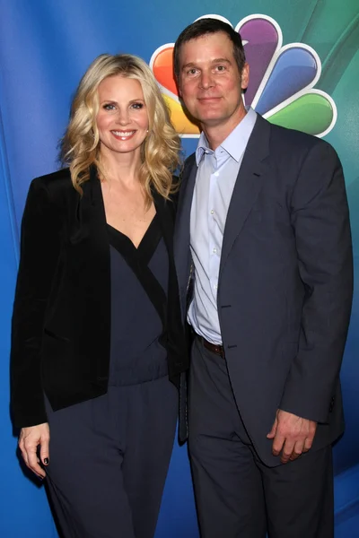 Monica Potter, Peter Krause — Stockfoto