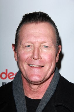 Robert patrickZoe saldano