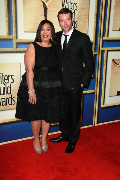 Shonda Rhimes, Scott Foley — Foto Stock