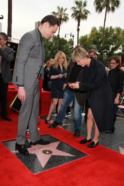 Jim Parsons, Kaley Cuoco-Sweeting — Foto Stock