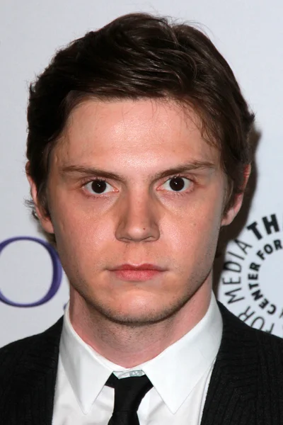 Evan Peters — Stock Photo, Image