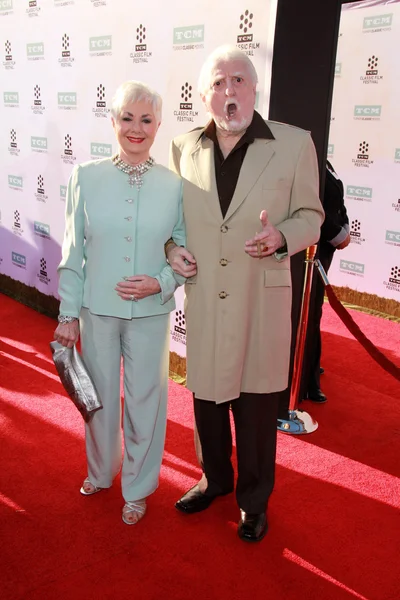 Shirley jones, marty ingels — Stockfoto