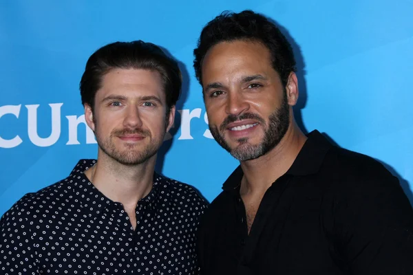 Aaron Tveit, Daniel Sanjuta — Fotografia de Stock