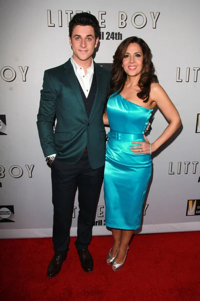 David Henrie, Maria kanalerna Barrera — Stockfoto