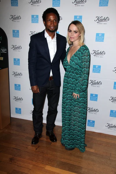 Elvis Nolasco, Taryn Manning — Stock Photo, Image