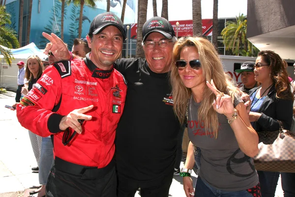 Raul Mendez, père, Kate del Castillo — Photo