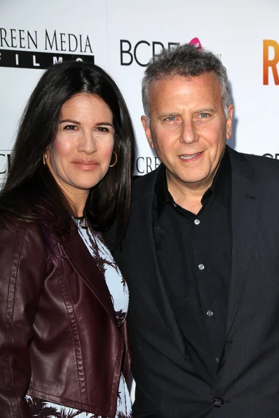 Paul Reiser and wife — Stock Photo, Image
