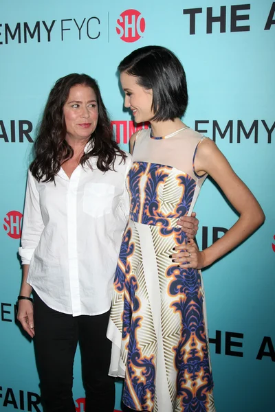 Maura Tierney, Julia Goldani Telles — Stock Photo, Image