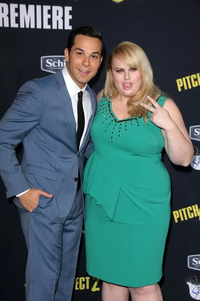 Skylar Astin, Rebelde Wilson — Fotografia de Stock