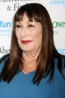 Anjelica Huston
