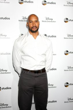 Henry Simmons