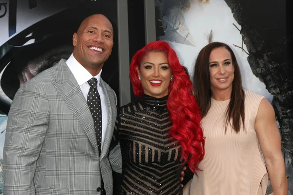 Dwayne Johnson, Eva Marie, Dany Garcia — Zdjęcie stockowe