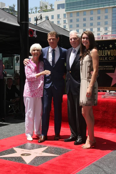 Dorothy Flay, Bobby Flay, Bill Flay, Sophie Flay — Stock Photo, Image