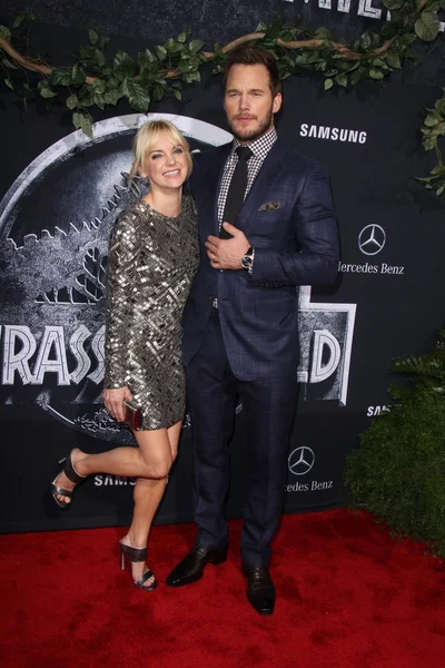 Anna faris, chris pratt — Stock fotografie