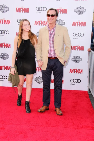 Bill Paxton and Daughter — Stockfoto