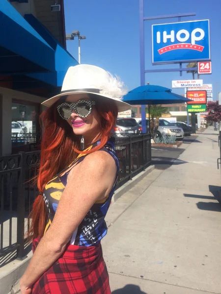 Phoebe Price in  International House of Pancakes — Stok fotoğraf