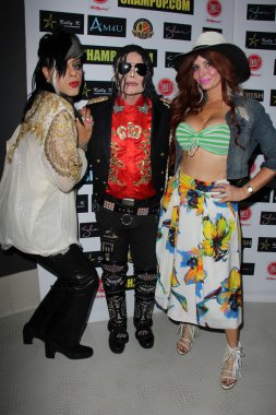 Michael Jackson taklitçi, Phoebe fiyat, Sham Ibrahim