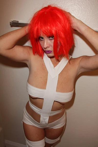 Phoebe Price - Leeloo — Stock Photo, Image