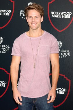 Lachlan Buchanan  - actor