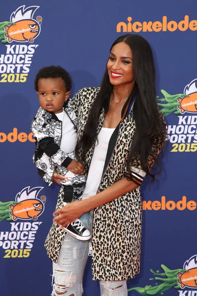 Ciara with son Future — Stock Photo, Image