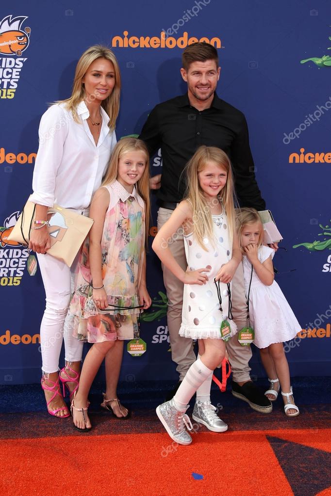 Steven Gerrard, Alex Curran – Stock Editorial Photo © bossmoss #78232826