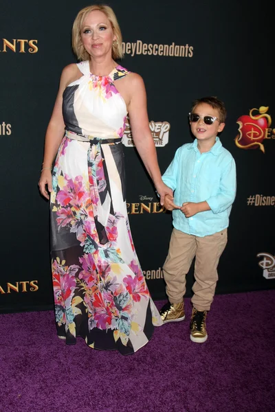 BURBANK - JUL 24: at the "Descendants" Premiere Screening, Walt Disney Studios, Burbank, CA 07-24-15 — Stock Photo, Image