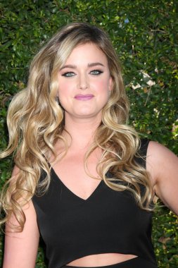 Ashley Newbrough - oyuncu