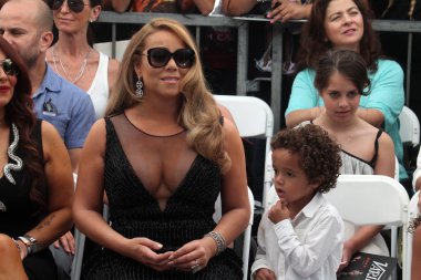 Mariah Carey, Fas Scott Cannon