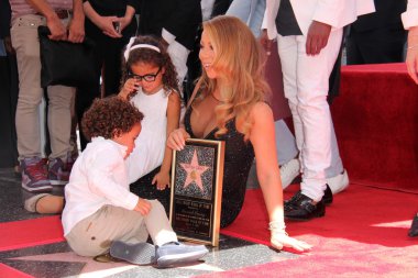 Mariah Carey, Fas Scott Cannon, Monroe savaş topu