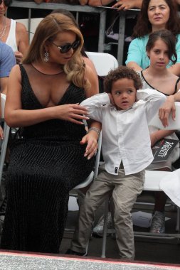 Mariah Carey, Fas Scott Cannon