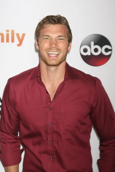 Derek Theler at the ABC — 图库照片