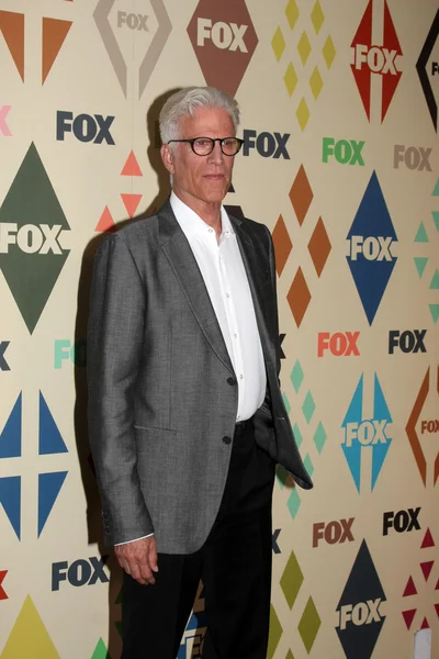 Ted Danson at the FOX — Stock Photo, Image