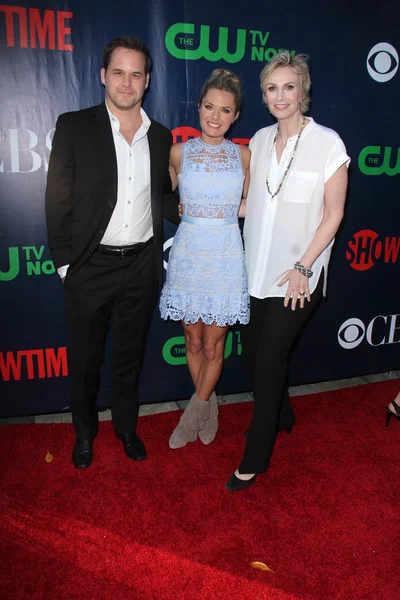 Kyle Bornheimer, Maggie Lawson, Jane Lynch — Stockfoto