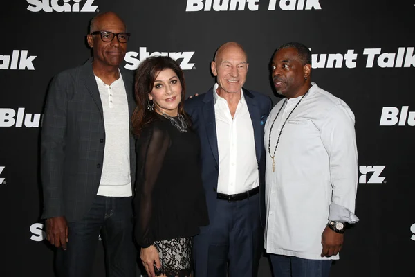 Marina Sirtis, Michael Dorn, Levar Burton, Patrick Stewart — Zdjęcie stockowe