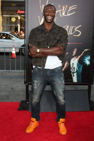 Aldis Hodge en el "Somos tus amigos " —  Fotos de Stock