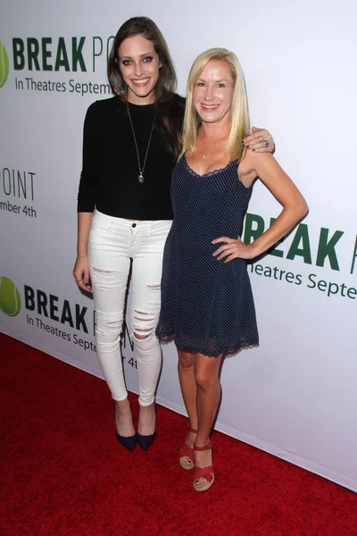 Carly Chaikin, Angela Kinsey — Stock Photo, Image