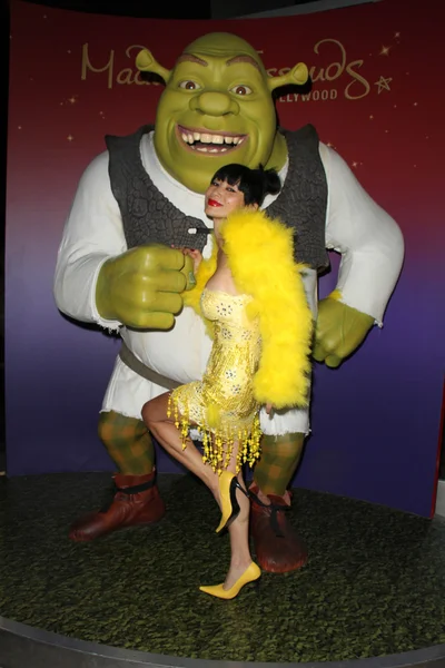 Bai Ling neemt een "Hollyweird" — Stockfoto