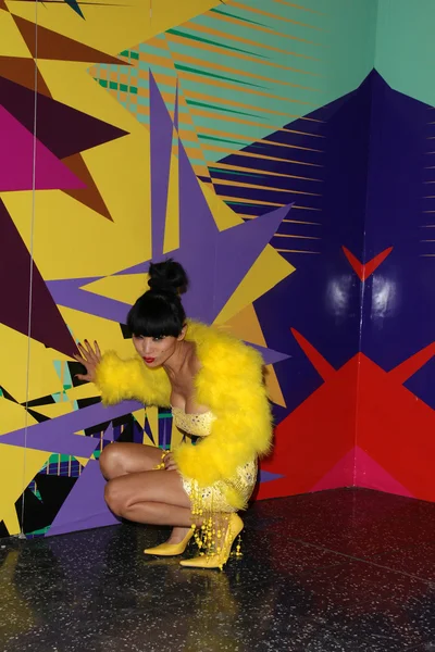 Bai Ling toma un "Hollyweird " — Foto de Stock