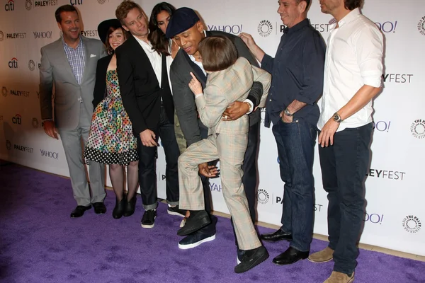 NCIS La Cast, Chris O'Donnell, Renee Felice Smith, Barrett Foa, Daniela Ruah, Ll Cool J, Miguel Ferrer, Linda Hunt, Eric Christian Olsen — Stockfoto