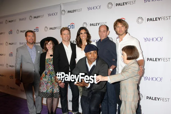 NCIS La obsada, Chris O'Donnell, Renee Felice Smith, Barrett Foa, Daniela Ruah, Ll Cool J, Miguel Ferrer, Linda Hunt, Eric Christian Olsen — Zdjęcie stockowe