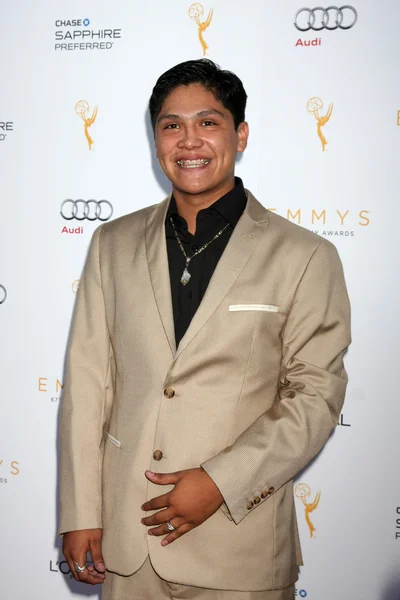 Johnny Ortiz at the 67th Emmy Awards — Stock Photo, Image