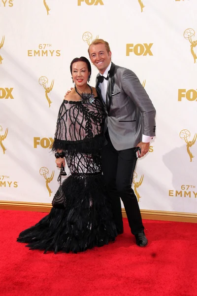 Sue Wong at the 67th Annual Primetime Emmy Awards — Stok fotoğraf