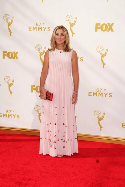 Edie Falco en los 67º Premios Anuales Primetime Emmy — Foto de Stock
